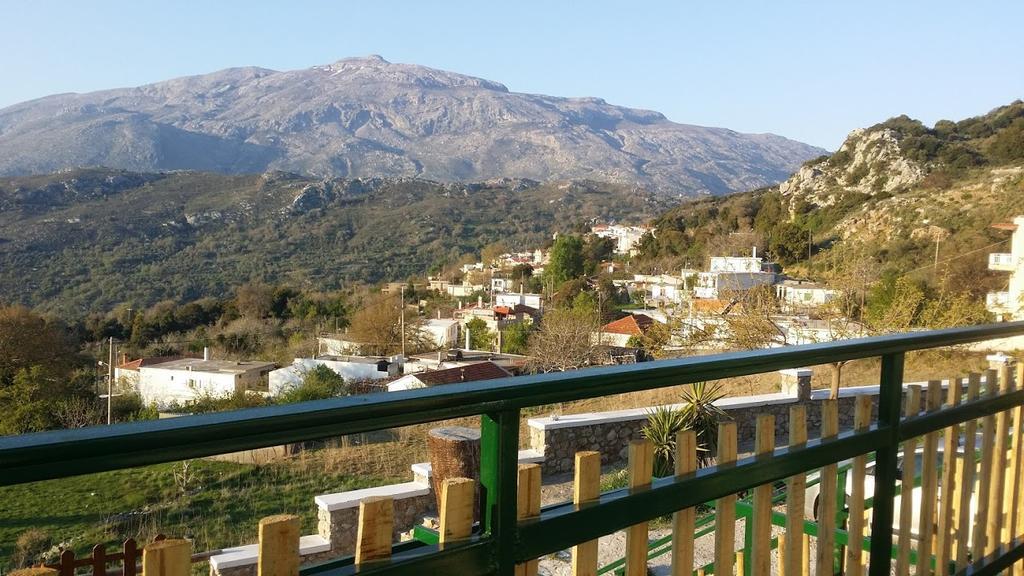 Elia Meronas Exterior photo