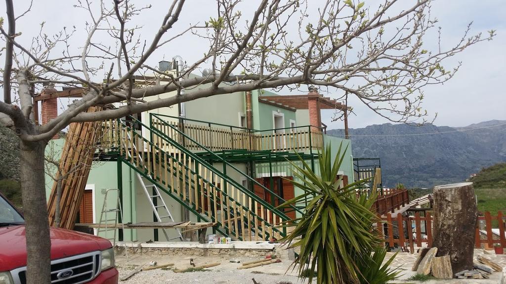 Elia Meronas Exterior photo